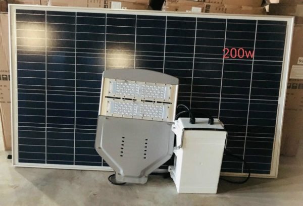 Đèn Năng Lượng Mặt Trời Công Trình Lớn 200W