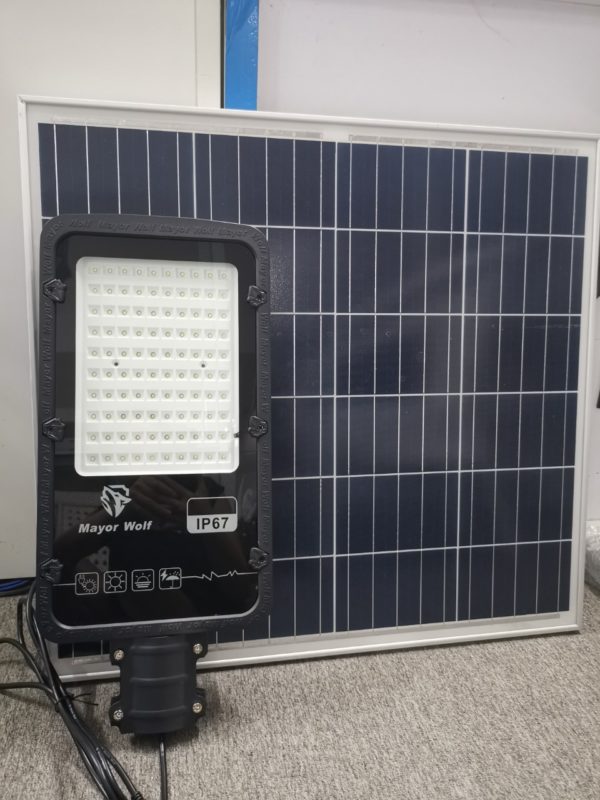 Đèn Công trình cao áp Năng lượng mặt trời 60W
